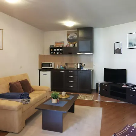 Sunny - Few Steps From Gondola Апартамент *