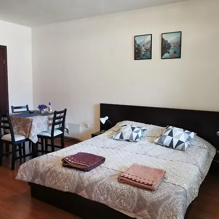 Sunny - Few Steps From Gondola アパート *