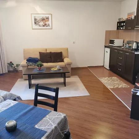 Sunny - Few Steps From Gondola アパート